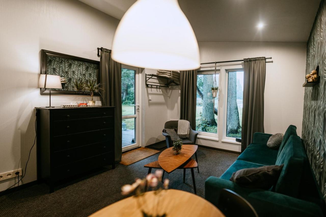 Dundurini Hotel Talsi Eksteriør billede